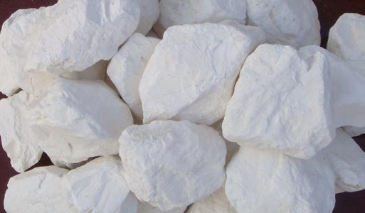 養(yǎng)殖場如何使用氧化鈣消毒？注意事項有哪些？